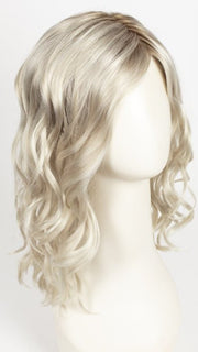GL23-101SS SUN-KISSED BEIGE | Dark Golden Blonde base blends into multi-dimensional tones of Lightest Beige Blonde