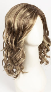 GL11-25SS HONEY PECAN | Chestnut Brown base blends into multi-dimensional tones of Brown and Golden Blonde
