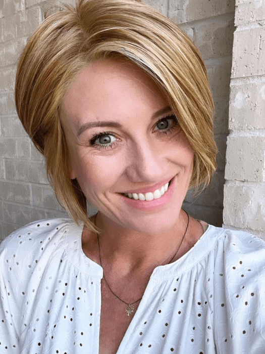 Jenny B. @thewiggygirl wearing STRAIGHT UP WITH A TWIST by RAQUEL WELCH WIGS in color RL14/25 HONEY GINGER | Dark Blonde Evenly Blended with Medium Golden Blonde