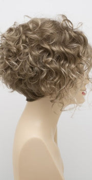 GINGER CREAM | Dark Beige Blonde underneath highlighted on top with Light Beige Blonde
