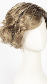RH12/26RT4 | Light Brown w/Fine Golden Blonde Highlights & Dark Brown Roots