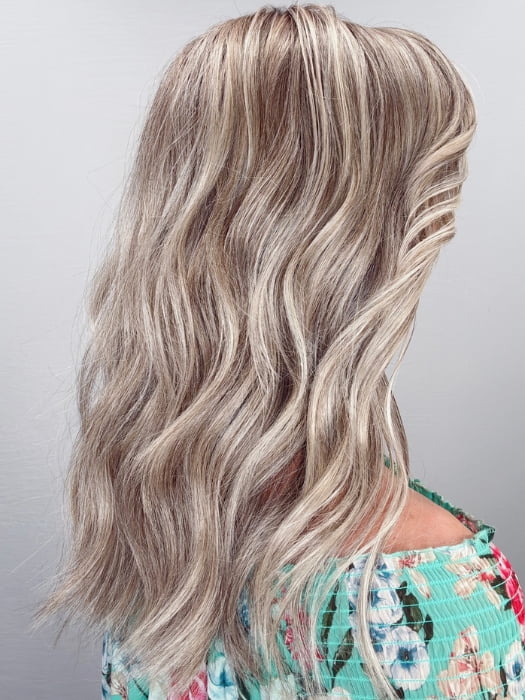 Kim Hammon @letstalkwithkim wearing DECADENT DIVA by RAQUEL WELCH in color SS17/23 ICED LATTE MACCHIATO | Honey Blonde shaded with Cool Blonde with Dark Roots