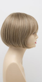 GINGER CREAM | Dark Beige Blonde underneath highlighted on top with Light Beige Blonde