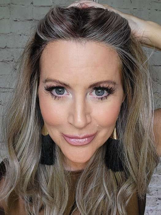 Natalie Gray @vanish.into.thin.hair wearing PEERLESS 18 by BELLETRESS in color BRITISH MILKTEA | Dark Blonde and Light Brown Blend with a Medium to Darker Root