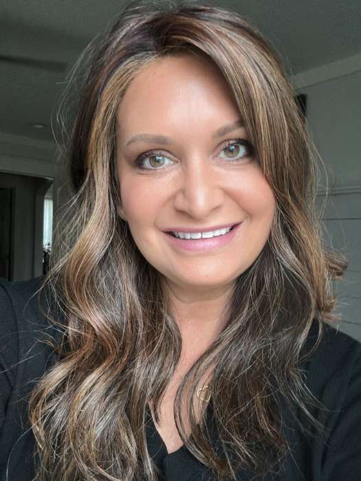 Emily Herrin @she_sheds_more wearing SELFIE MODE by RAQUEL WELCH WIGS in color RL8/29SS SHADED HAZELNUT | Warm Medium Brown Evenly Blended with Ginger Blonde with Dark Roots