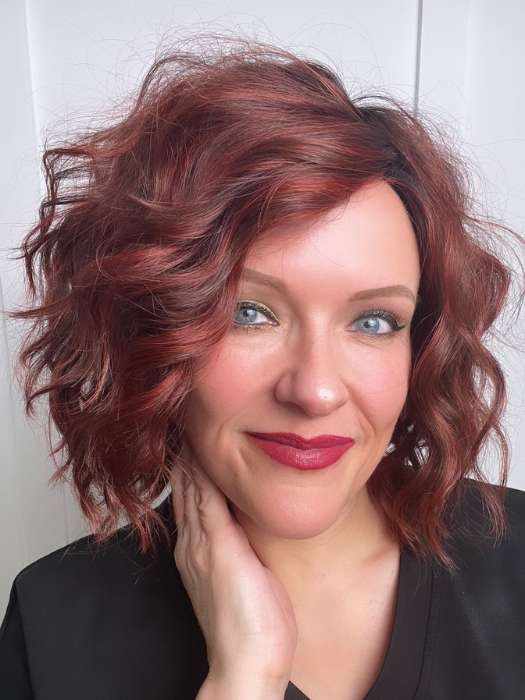 Marcie Mertz @wig.obsessed wearing BEAMING BEAUTY by GABOR in color GF132SS SANGRIA