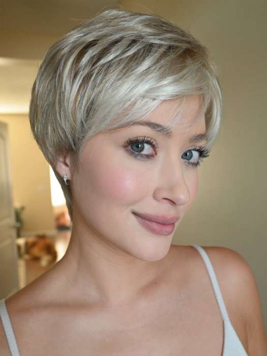 Steph @wigswithsteph wearing WINNER ULTRA PETITE by RAQUEL WELCH WIGS in color R23S+ GLAZED VANILLA | Cool Platinum Blonde with Almost White Highlights. PPC Main Image