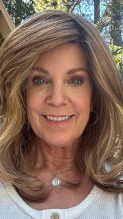 Susan Sparks @an_affair_with_hair wearing JOY by ENVY in CREAMED-COFFEE | Medium Brown roots and base with Cinnamon and Golden Blonde highlights- OUTDOOR LIGHTING