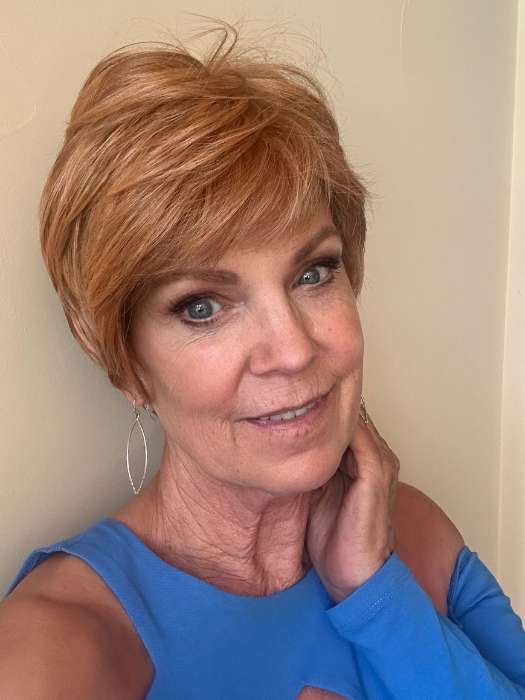 Susan Sparks @an_affair_with_hair wearing PALO ALTO by BELLETRESS in color SIENNA SPICE | A true light strawberry blonde/red with low light and highlights