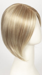 GL14-22SS SS SANDY BLONDE | Dark golden blonde base blends into multi-dimensional tones of medium gold blonde and light beige blonde