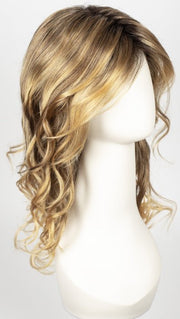 ROM6240RT4 | Golden Brown Base with a Subtle Graduation to Copper Blonde