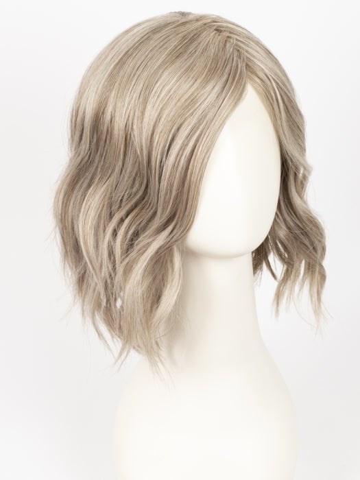 101F48T MARTINI | Soft White Front, Light Brown with 75% Grey Blend with Soft White Tips
