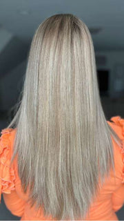 Sandy @i_be_wiggin wearing DIAMOND by ELLEN WILLE in color SANDY BLONDE ROOTED 20.26.16 | Light Strawberry Blonde, Light Golden Blonde and Medium Blonde Blend with Shaded Roots
