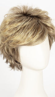 GL11-25SS HONEY PECAN | Chestnut Brown base blends into multi-dimensional tones of Brown and Golden Blonde
