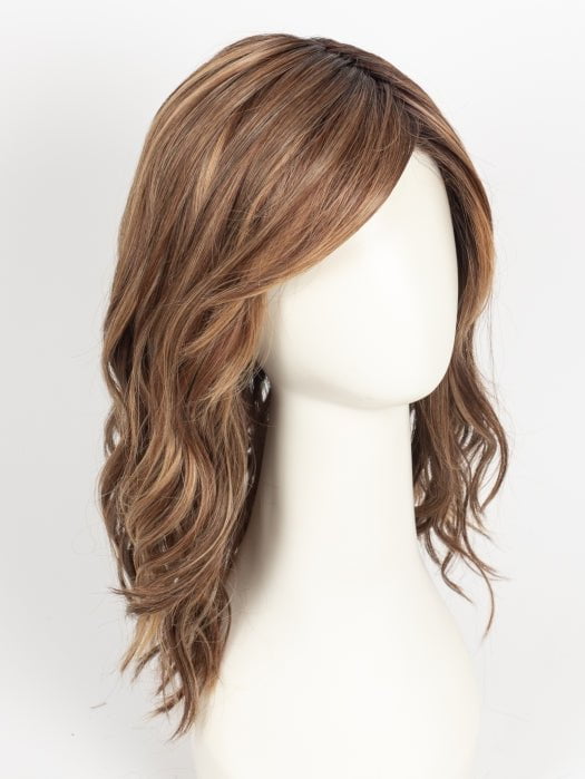 33/32/R4 | Dark Auburn Blended with Dark Brown and Dark Roots