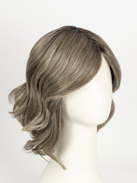 RL12/22SS SHADED CAPPUCCINO | Light Golden Brown Evenly Blended with Cool Platinum Blonde Highlights with Dark Roots