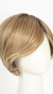 RL14/25SS | Shaded Honey Ginger | Dark Blonde Evenly Blended with Medium Golden Blonde With Dark Roots