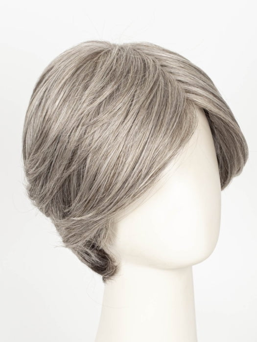 RL119 SILVER AND SMOKE | Light Brown with 80% Gray in Front Gradually into 50% Gray Towards the Nape