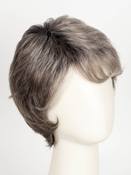 MIDDLE GREY SHADED 38.48.36 | Light brown and smokey grey blend with dark shaded roots