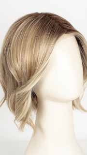 SEA SALT BLOND R | A perfect mixture of cool, icy-blond and warm-dark blond. The rich brown root tone enhances the modern appearance.    