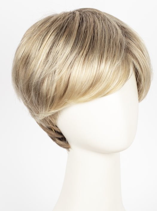12FS8 SHADED PRALINE | Light Gold Brown, Light Natural Gold Blonde & Pale Natural Gold-Blonde Blend, Shaded with Medium Brown