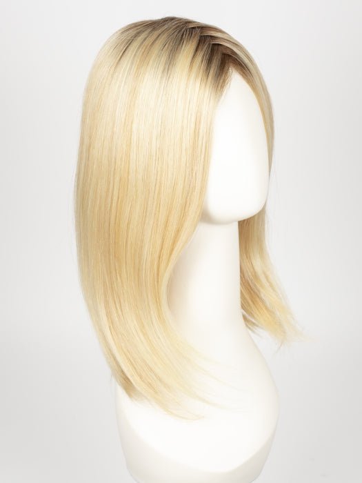 FS24/102S12 LAGUNA BLONDE | Light Natural Gold Blonde with Pale Natural Gold Blonde Bold Highlights, Shaded with Light Gold Brown