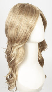 24B22 CREME BRULEE | Light Gold Blonde & Light Ash Blonde Blend