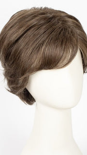 8RH14 MOUSSE CAKE | Medium Brown with 33% Medium Natural Blonde Highlights