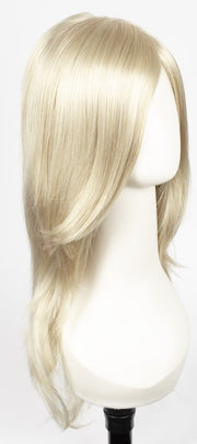 22RH613 MACAROON | Light Ash Blonde with 33% Pale Natural Gold Blonde Highlights