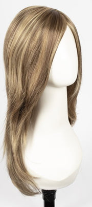 24BT18 ECLAIR | Dark Natural Gold Blonde & Light Natural Gold Blonde Blend with Light Natural Gold Blonde Tips