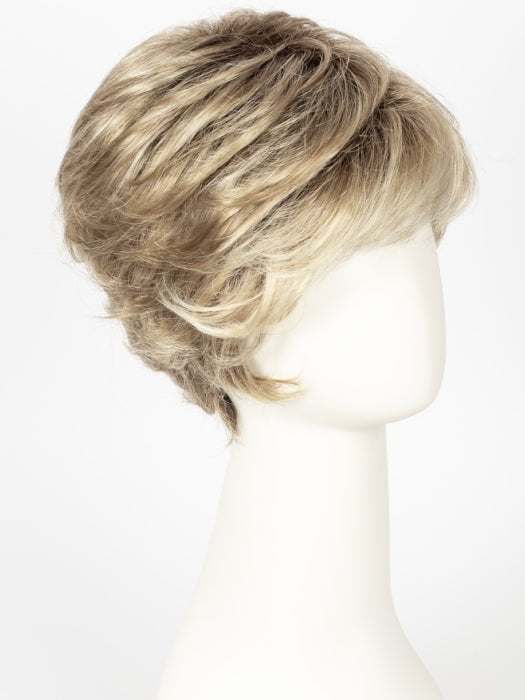 22F16S8 VENICE BLONDE | Light Ash Blonde and Light Natural Blonde Blend Shaded with Medium Brown