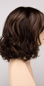 AMARETTO CREAM | Dark Brown roots with overall Medium Brown base with Honey Blonde highlights
