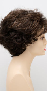AMARETTO CREAM | Dark Brown roots with overall Medium Brown base with Honey Blonde highlights