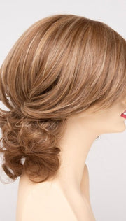 DARK BLONDE | 2 toned blend of Dark Honey Blonde with Lighter Blonde highlights