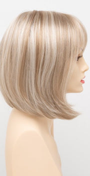 LIGHT BLONDE | 2 toned blend of Creamy Blonde with Champagne highlights