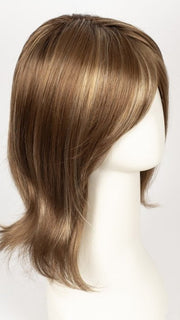 MAPLE-SUGAR-R | Light-Medium Brown Base with Warm Medium Blonde Highlights and Dark Brown Roots