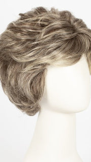 GL18-23 TOASTED PECAN | Ash Brown with Cool Blonde Highlights