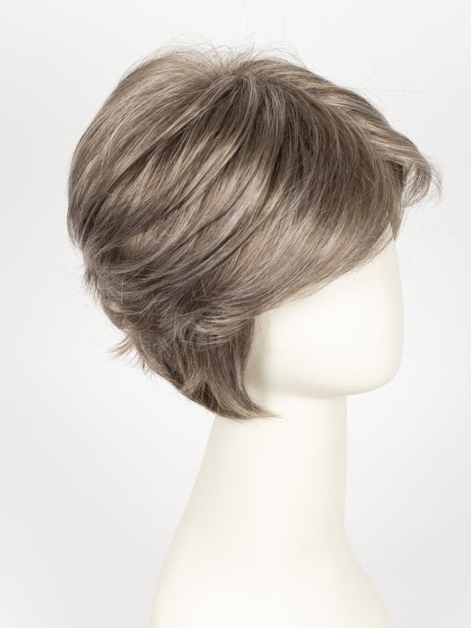 G38+ SUGARED WALNUT | Medium brown w/ 50% grey highlights