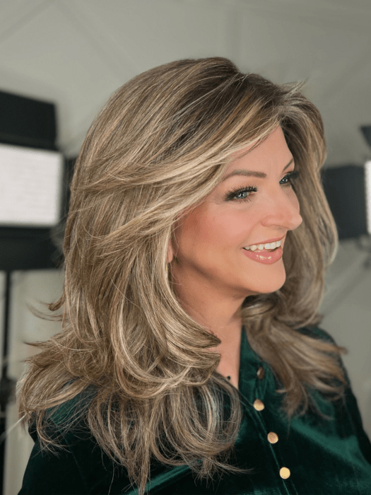 Sandy Holston @i_be_wiggin wearing CURVE APPEAL by RAQUEL WELCH WIGS in color RL12/22SS SHADED CAPPUCCINO | Light Golden Brown Evenly Blended with Cool Platinum Blonde Highlights and Dark Roots
