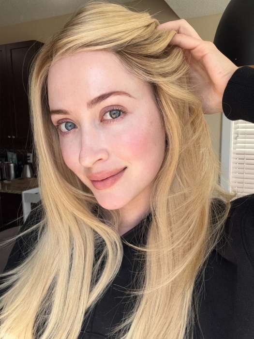 Steph B. @wigswithsteph wearing OBSESSION by ELLEN WILLE in shade CHAMPAGNE ROOTED | Light Ash Blonde, Medium Golden Blonde,and Medium Honey Blonde blend and Dark Roots
