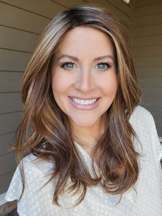 Natalie Gray @vanish.into.thin.hair wearing LEONI by RENE OF PARIS in color CARAMEL SWIRL | A blend of Warm Caramel, Chocolate Brown, Honey-Toned Blonde with Brown Roots