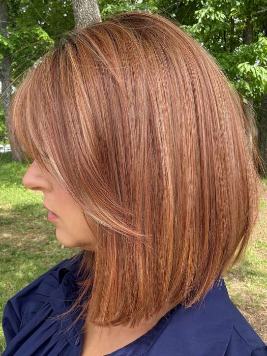 Sandy @i_be_wiggin wearing Straight to Camera by Raquel Welch in shade RL29/33SS ICED PUMPKIN SPICE | Strawberry Blonde shaded with Dark Red-Brown