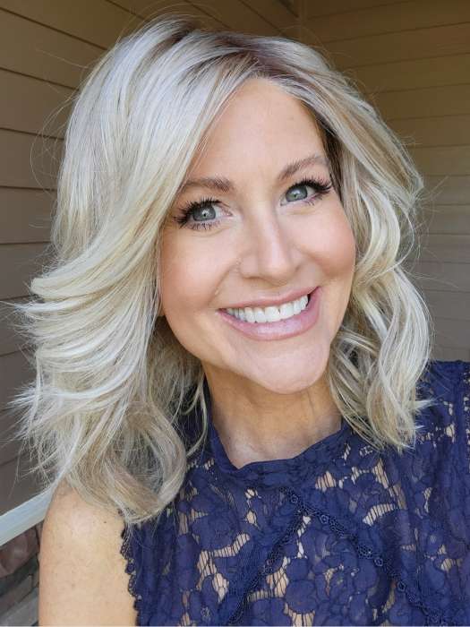 Natalie Gray @vanish.into.thin.hair wearing ROHAN by AMORE in color SEA SALT BLOND R | A perfect mixture of cool, icy-blond and warm-dark blond. The rich brown root tone enhances the modern appearance.
