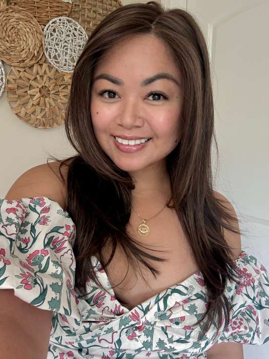 Arlah and Katrina - @wearethehairsis is wearing SENSATIONAL by TRESSALLURE in 8R | Medium Brown