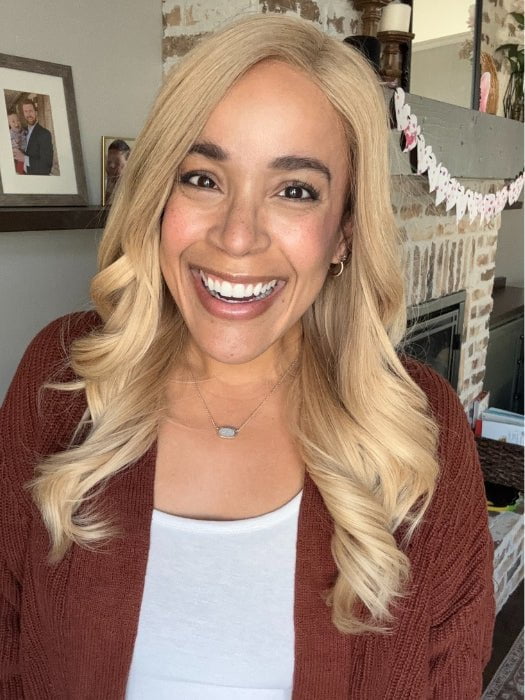 Brea @getwiggywithbrea wearing COLLECT by ELLEN WILLE in shade CHAMPAGNE TIPPED 20.25.26 | Light Strawberry Blonde, Lightest Golden Blonde, and Light Golden Blonde Blend with Lighter Tipped Ends | Style has been curled