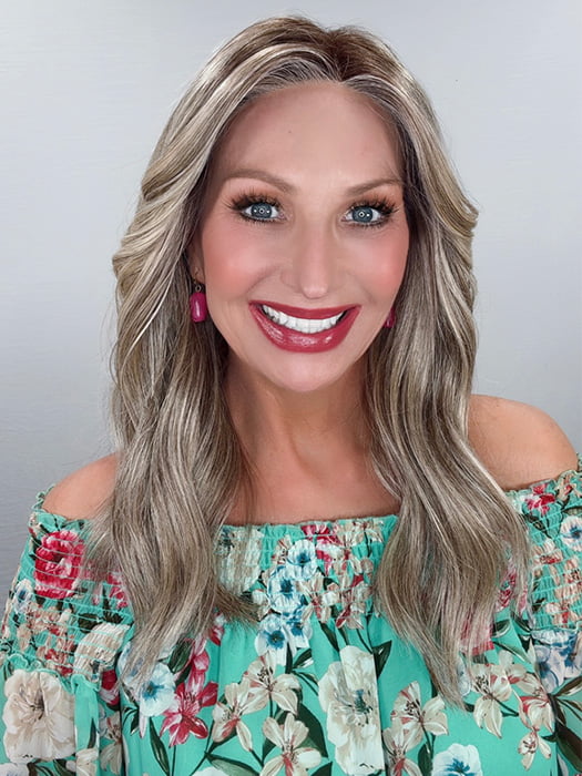 Kim Hammon @letstalkwithkim wearing DECADENT DIVA by RAQUEL WELCH in color SS17/23 ICED LATTE MACCHIATO | Honey Blonde shaded with Cool Blonde with Dark Roots