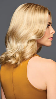 Model is wearing GL14-22SS | SS SANDY BLONDE | Dark golden blonde base blends into multi-dimensional tones of medium gold blonde and light beige blonde. 