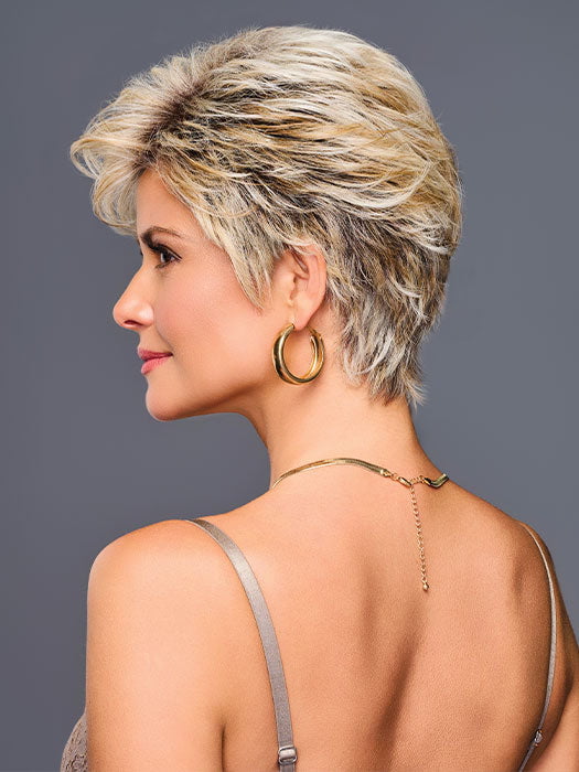 Model is wearing ON SET by GABOR in shade GF19-23SS BISCUIT | Light Ash Blonde Evenly Blended with Cool Platinum Blonde with Dark Roots