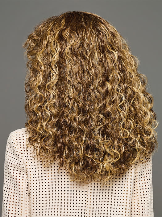 Model is wearing ZARIYA by KIM KIMBLE in color MC11SS BUTTER PECAN | Medium Brown with Golden Blonde Highlights