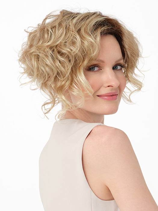 KELSEY by ENVY in color CHAMPAGNE SHADOW | Soft Dark Blonde with Platinum Highlights and Chestnut Roots